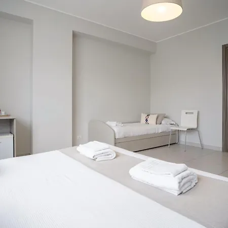 Pietra Bianca 4* 파키노