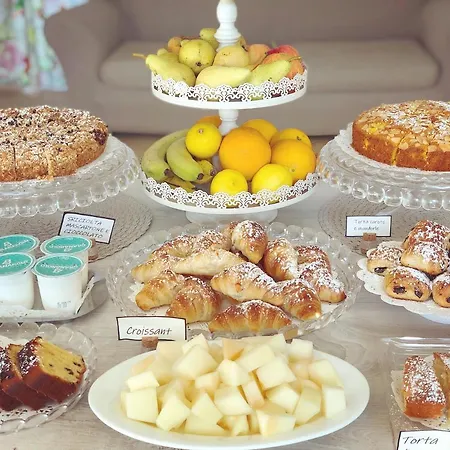 Pietra Bianca Bed & Breakfast *